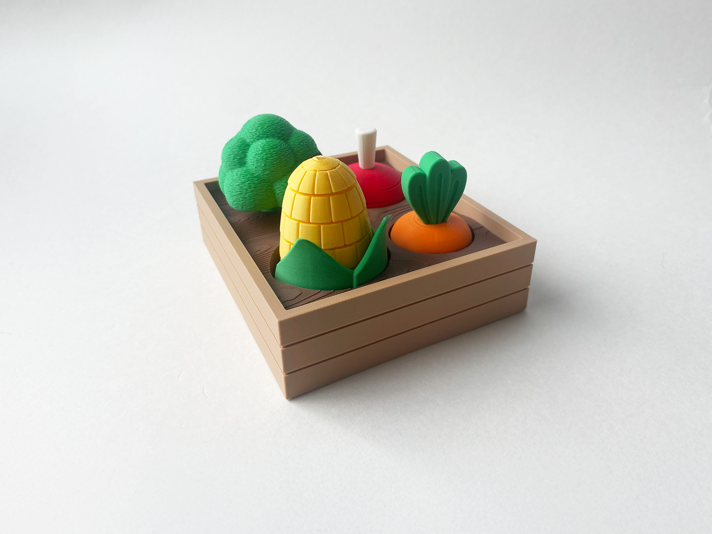 Mom's Full Garden-- Full Set with Carrot, Broccoli, Corn & Beet on a Square Plate Set - Articulated Garden for Tabletop Tactile Play & Stress Relief