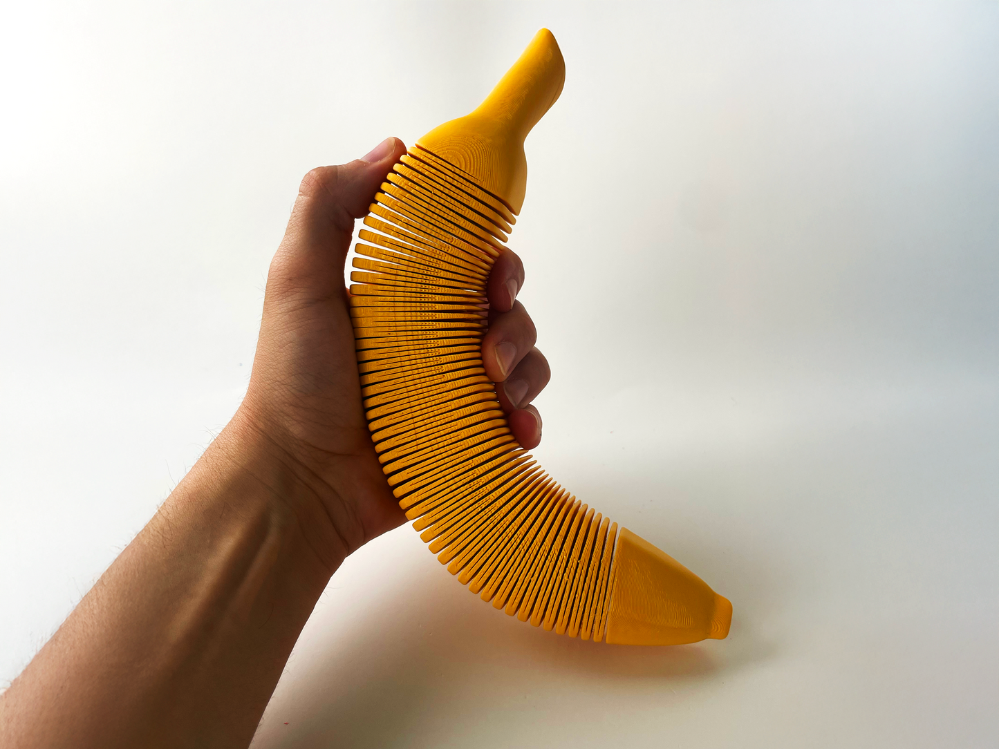 Flexi Banana Fidget Toy High-Quality 3D Printed Articulated Banana Toy for Tabletop Tactile Play