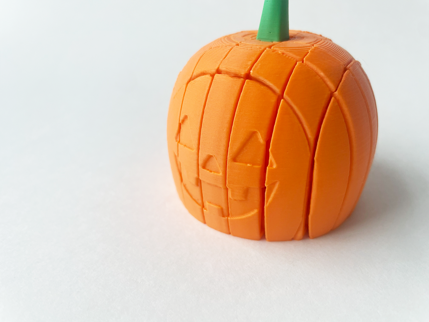 Jack’s Orange Pumpkin Fidget Toy- - High-Quality 3D Printed Articulated Pumpkin Fidget for Tabletop Tactile Play