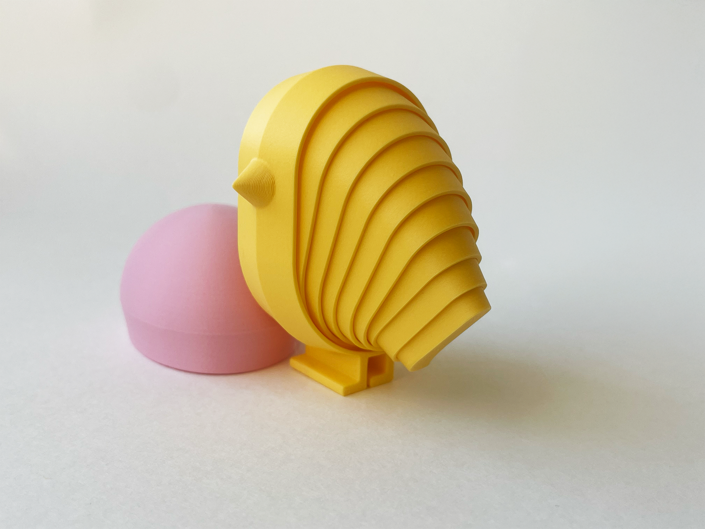 Mom’s Easter Chick & Egg Fidget Toy- Set of 2- High-Quality 3D Printed Articulated Easter Toys for Tabletop Tactile Play