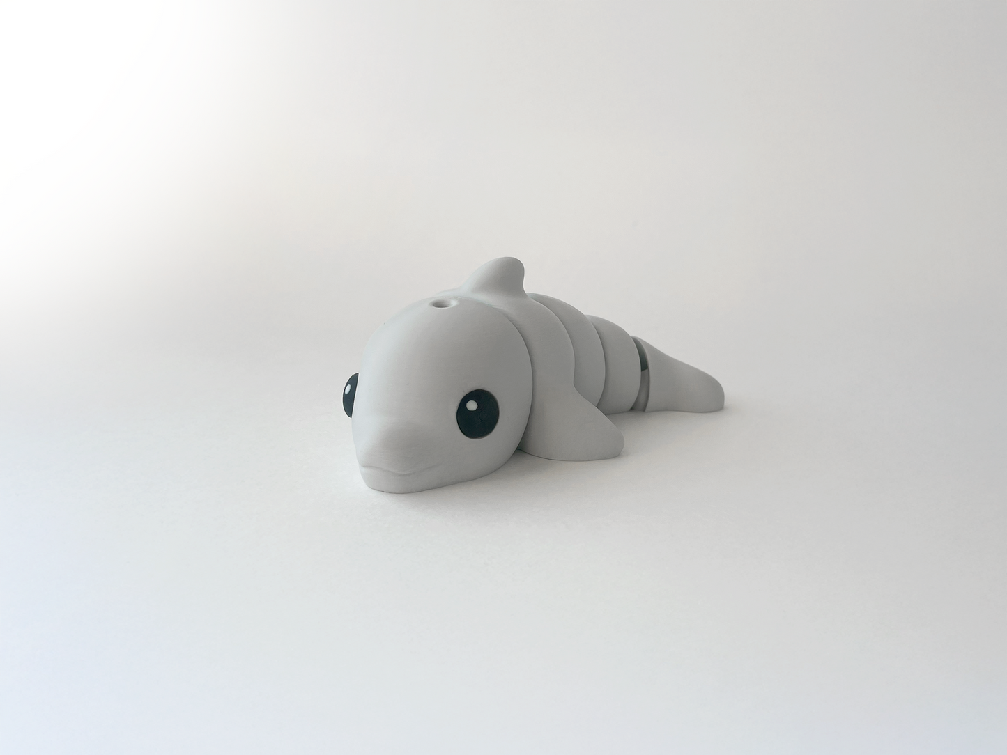 ZOU's Light Grey Dolphin Fidget Toy - Medium High-Quality 3D-Printed Articulated Buddy with Tiki-Taka Noise for Indoor and Outdoor Play Stress Relief