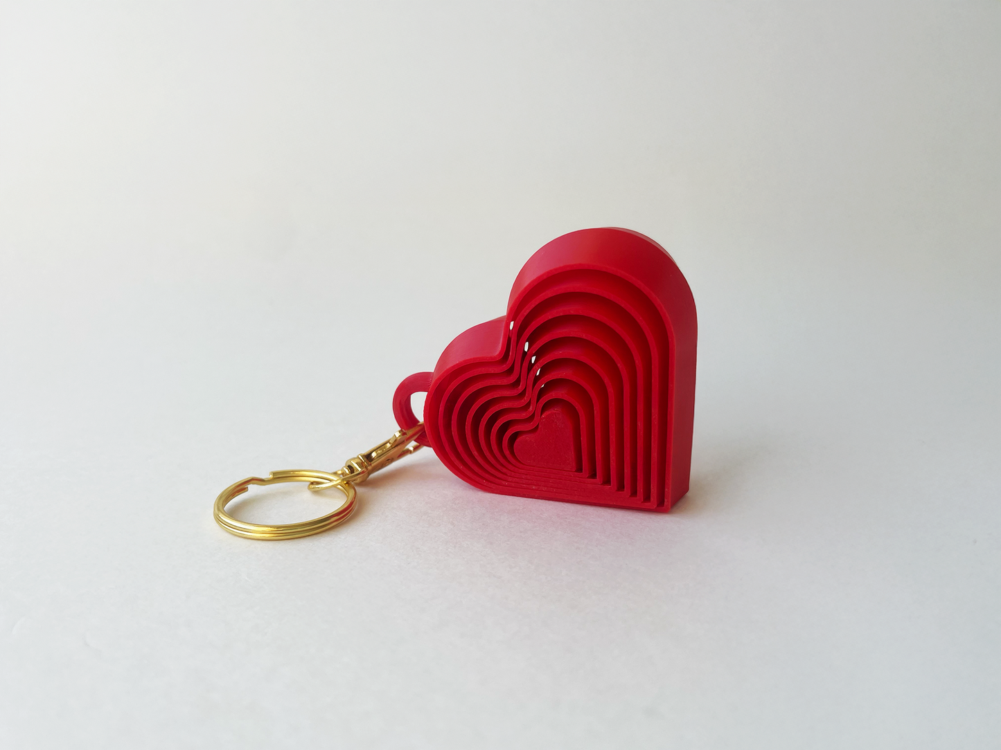 Mom’s Layered Heart Fidget Toy Keychain- High-Quality 3D Printed Keychain Heart for your loved ones