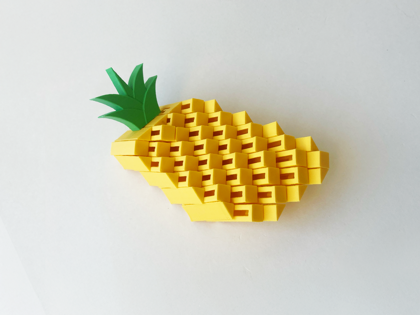 Patrick’s Yellow Pineapple Fidget Toy- - High-Quality 3D Printed Articulated Pineapple Fidget for Tabletop Tactile Play