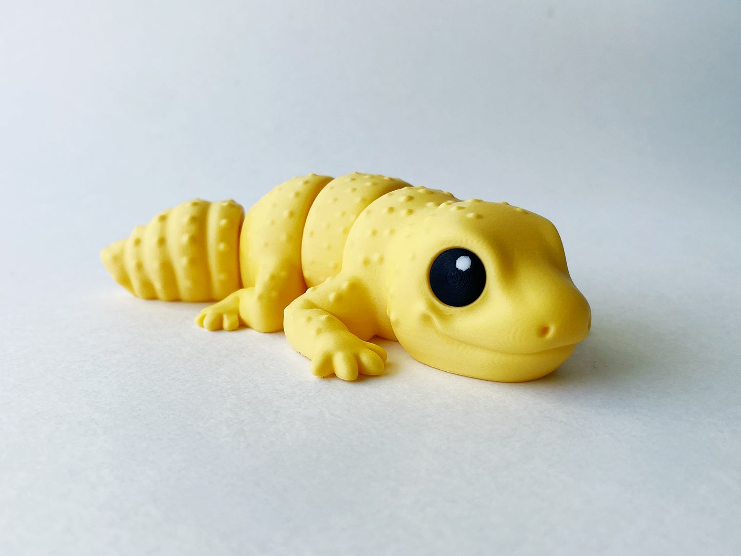 Yellow Desert Gecko Fidget Toy for Pretend Play and STEM Learning