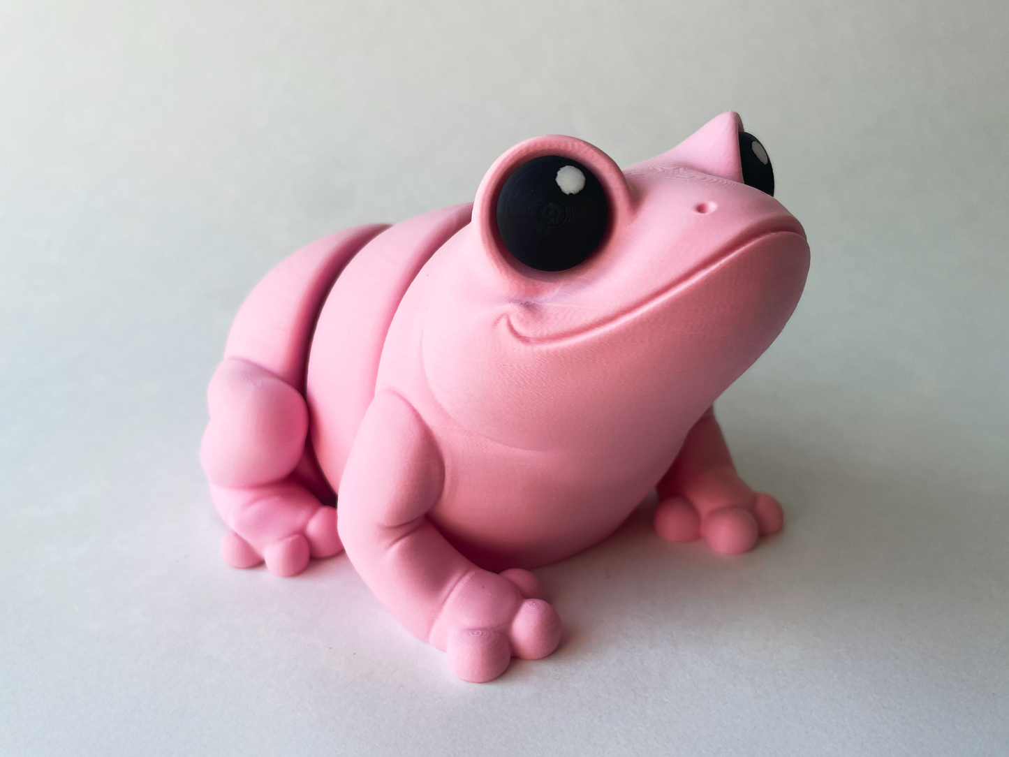 Kawaii Pink Frog Flexi Toy Figurine for Tactile Learning Play & Decor!