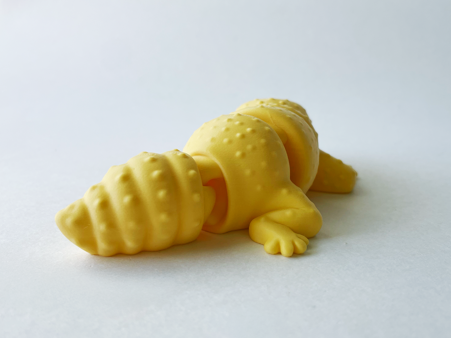 Yellow Desert Gecko Fidget Toy for Pretend Play and STEM Learning