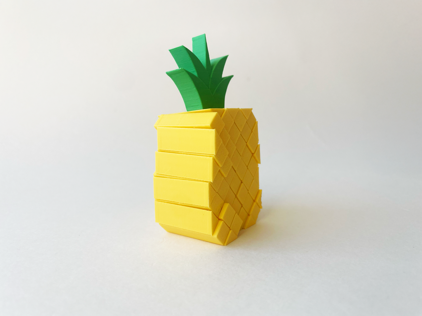 Patrick’s Yellow Pineapple Fidget Toy- - High-Quality 3D Printed Articulated Pineapple Fidget for Tabletop Tactile Play