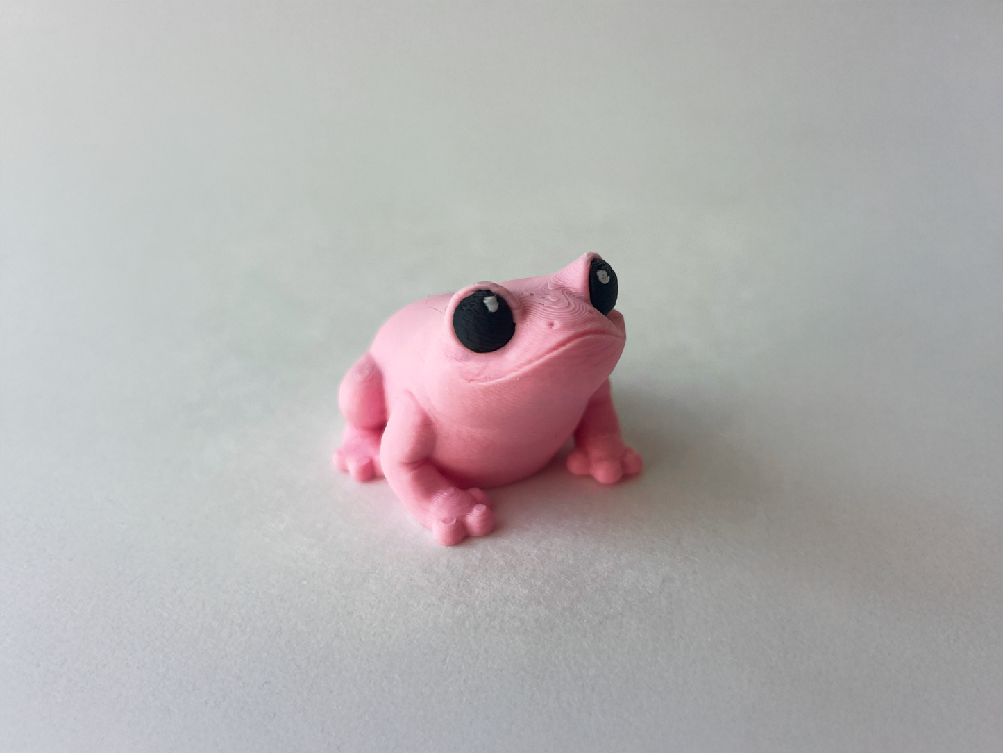 Kawaii Pink Frog Flexi Toy Figurine for Tactile Learning Play & Decor!