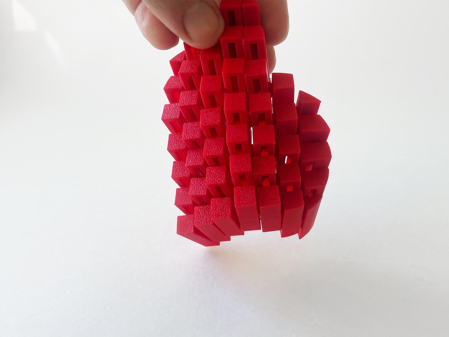 Mom’s Pixel Heart Fidget Toy- - High-Quality 3D Printed Articulated Heart for Tabletop Tactile Play