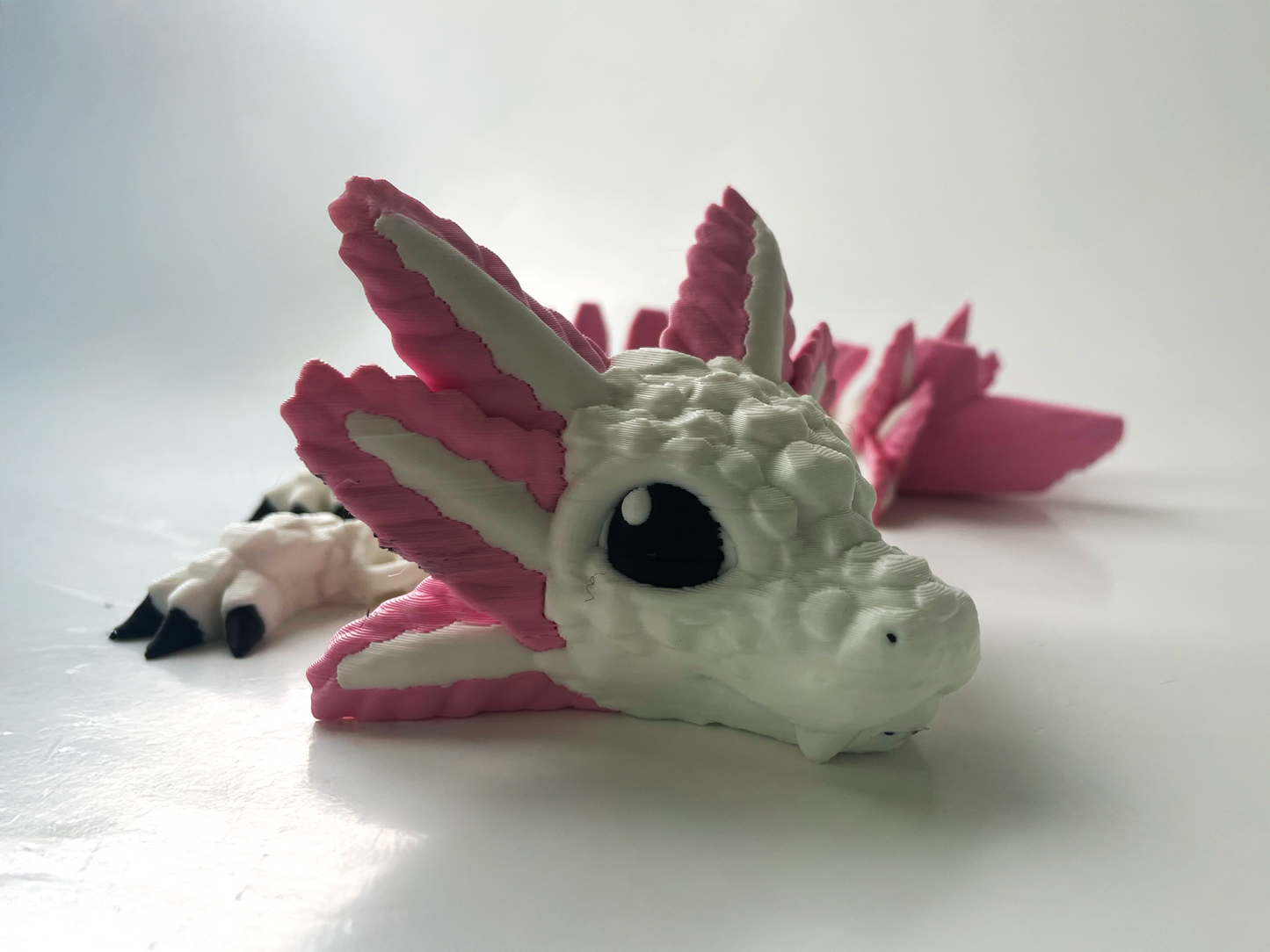 3D Printed White Dragon: Elegant Fantasy Companion
