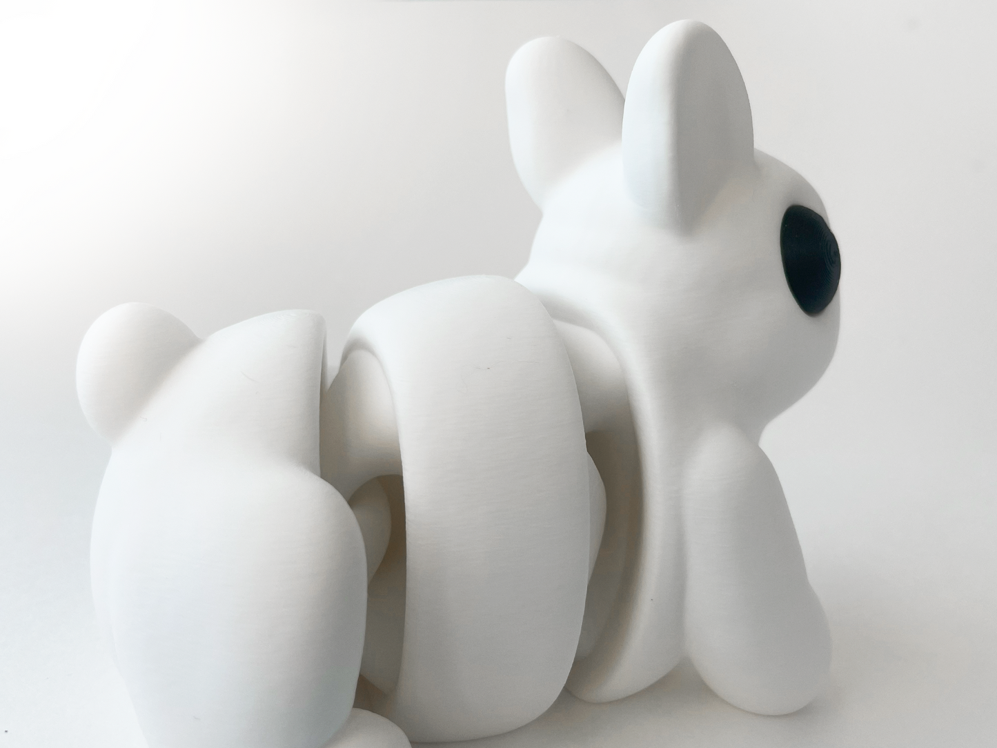 Easter's White Bunny Fidget Toy - Medium High-Quality 3D-Printed Articulated Buddy with Tiki-Taka Noise for Indoor and Outdoor Play & Stress Relief