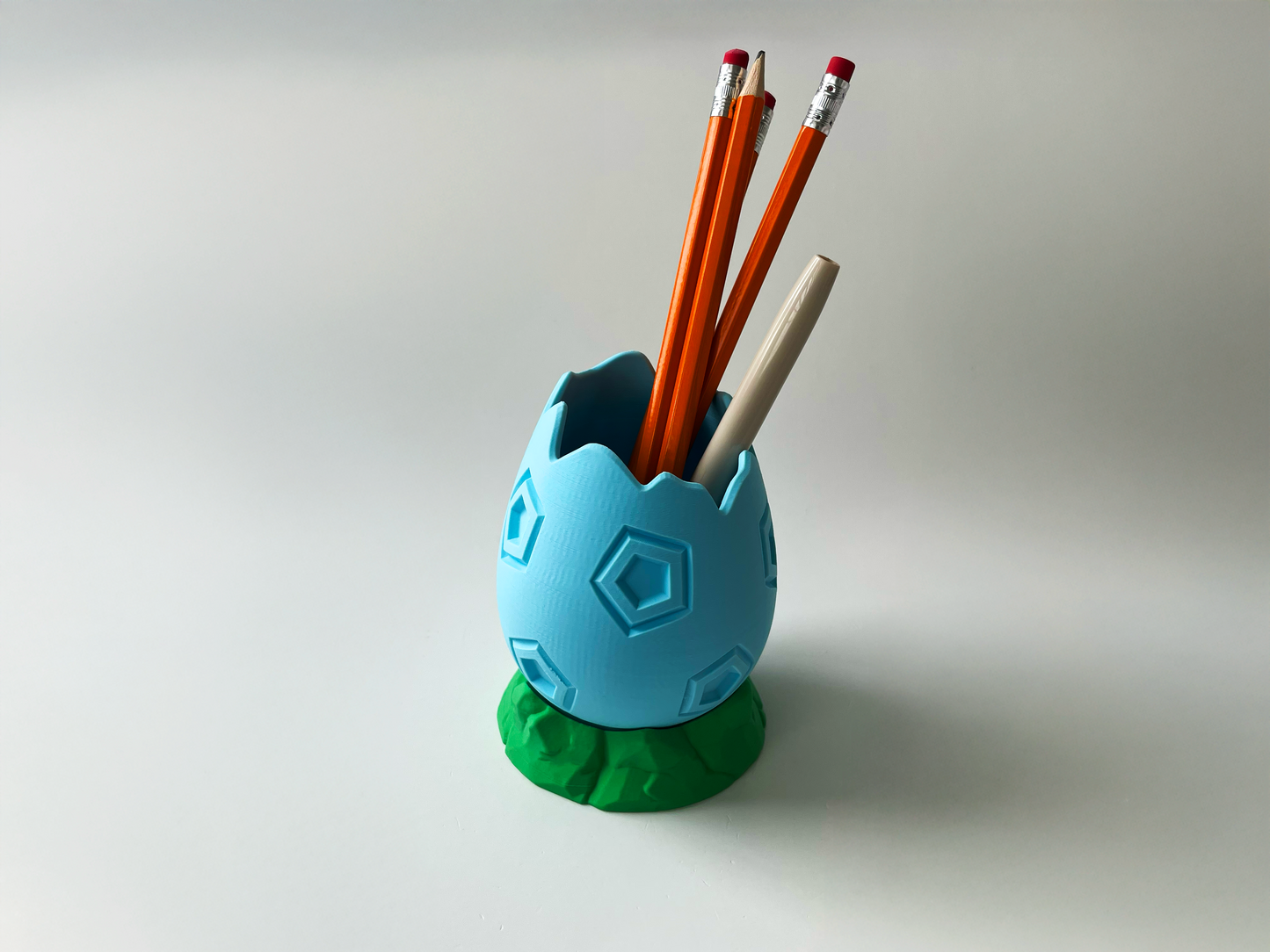 Dino Egg Pencil Holders!