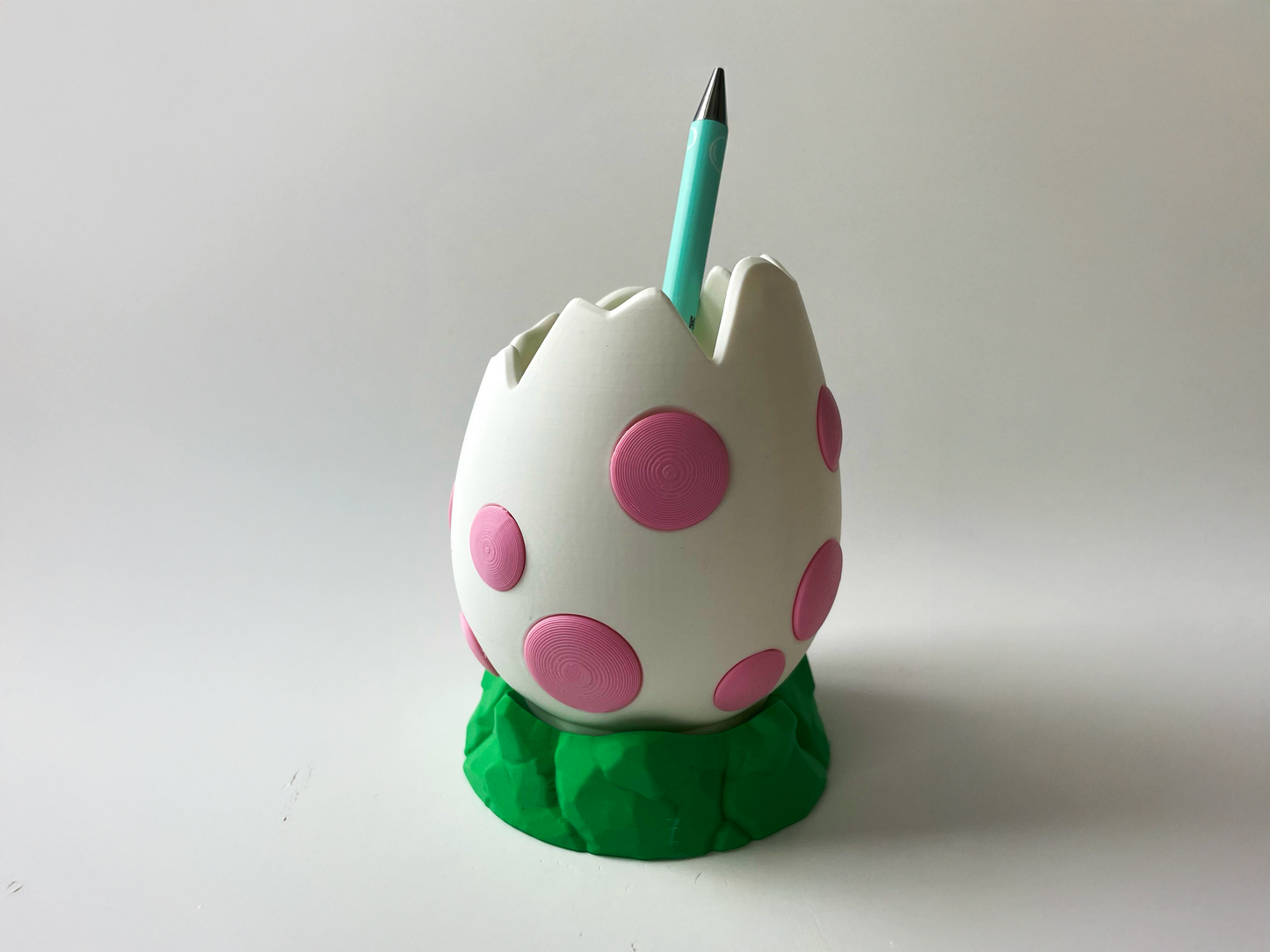 Dino Egg Pencil Holders!