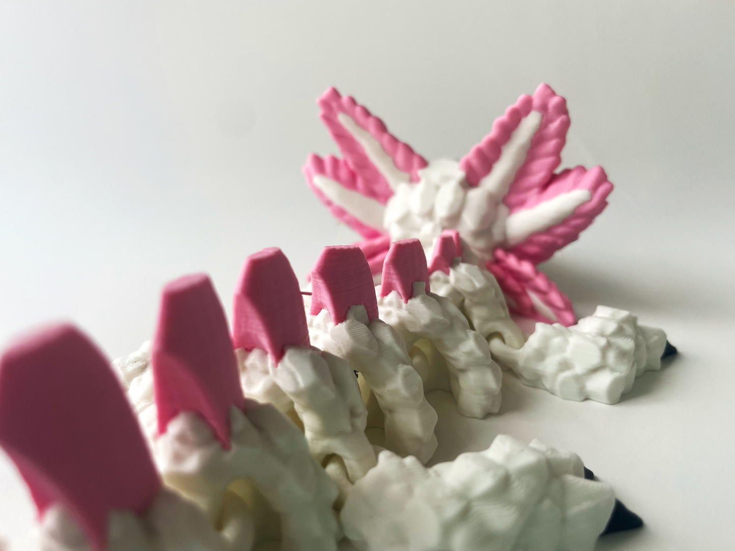 3D Printed White Dragon: Elegant Fantasy Companion