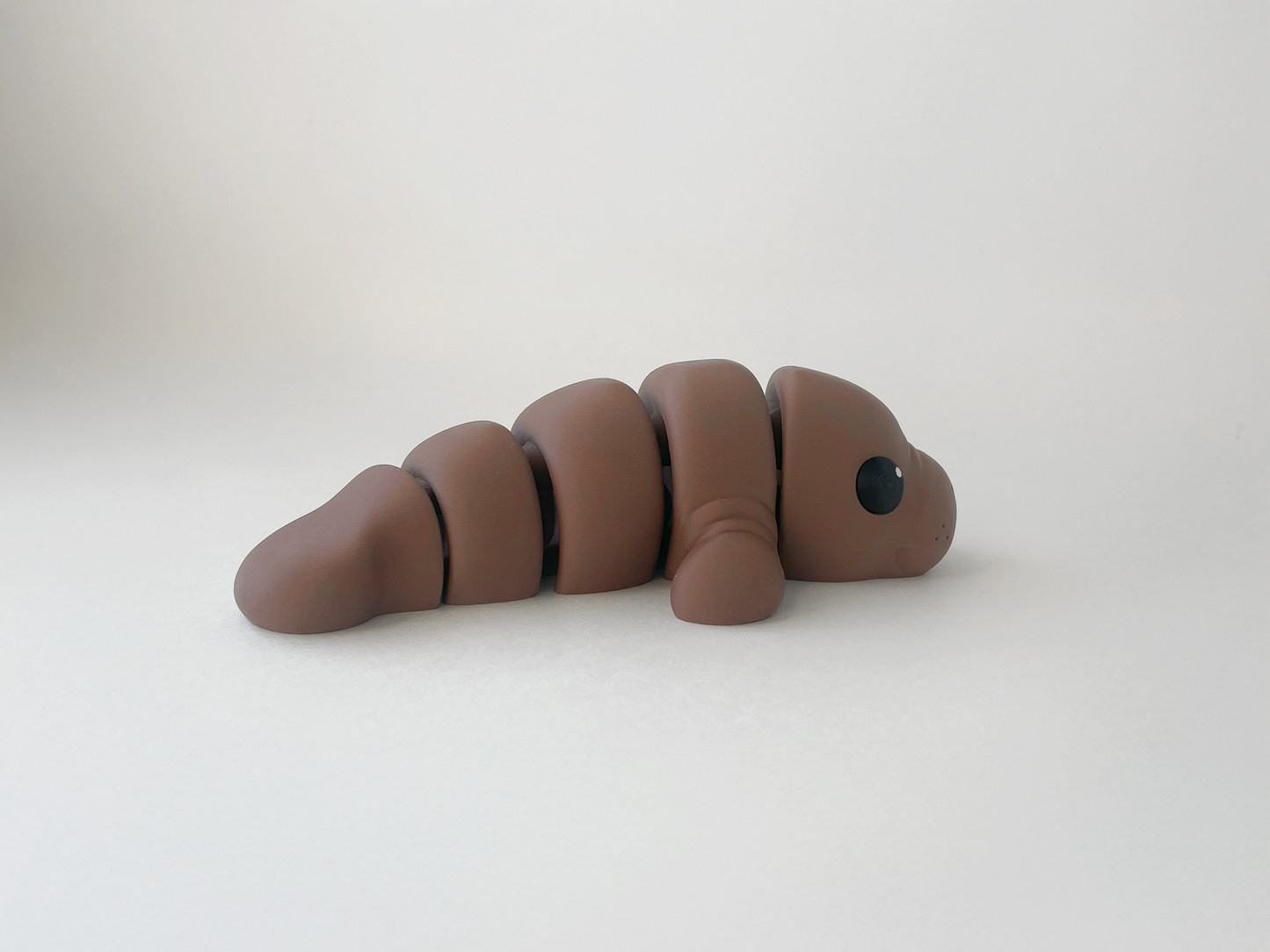 ZOU's Chocolate Manatee Fidget Toy - Medium High-Quality 3D-Printed Articulated Buddy with Tiki-Taka Noise for Indoor and Outdoor Play Stress Relief