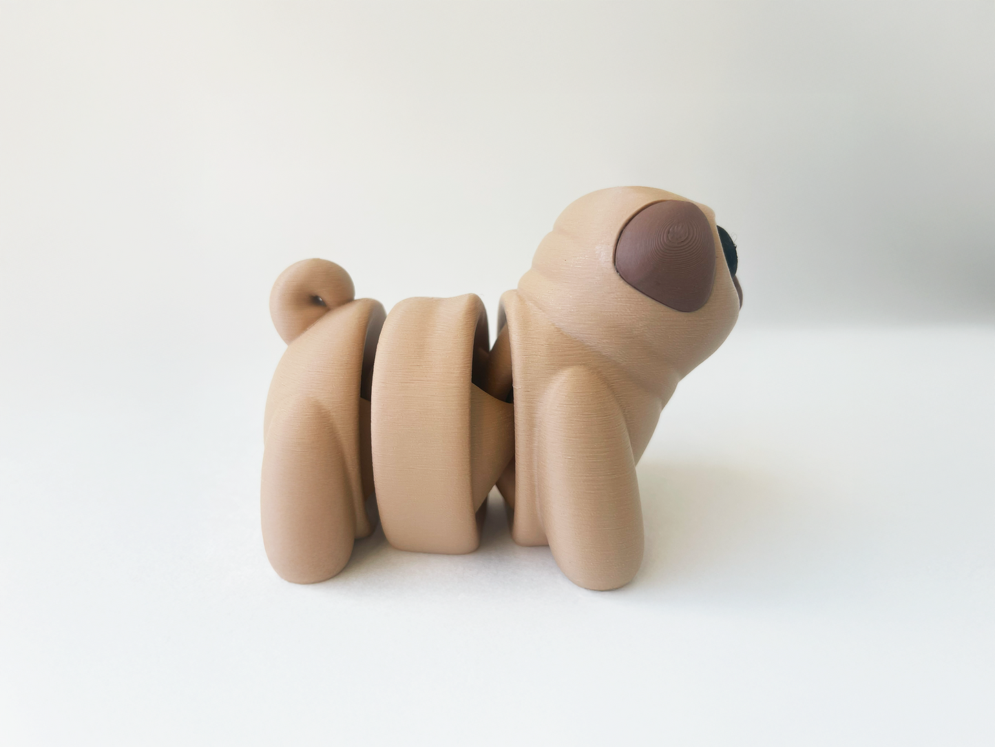 ZOU's Pug Dog Fidget Toy - High-Quality 3D-Printed Articulated Buddy with Tiki-Taka Noise for Indoor and Outdoor Play & Stress Relief