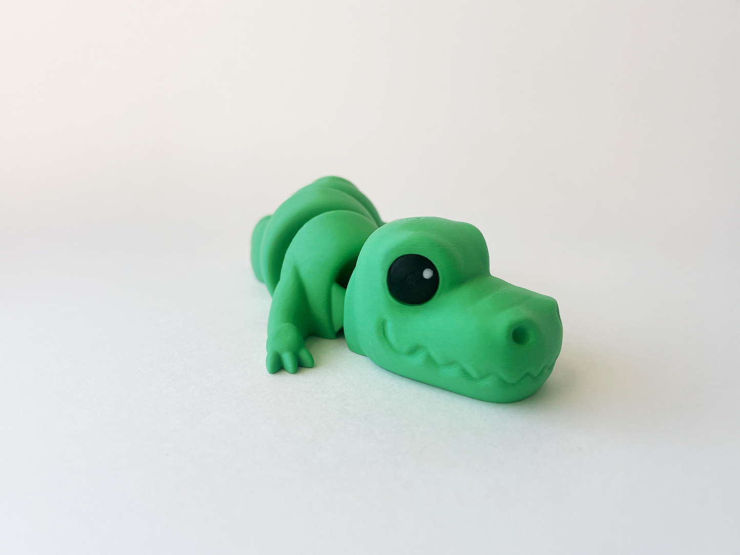 ZOU's Green T-Rex Dino Fidget Toy - Medium High-Quality 3D-Printed Articulated Buddy with Tiki-Taka Noise for Indoor and Outdoor Play & Stress Relief