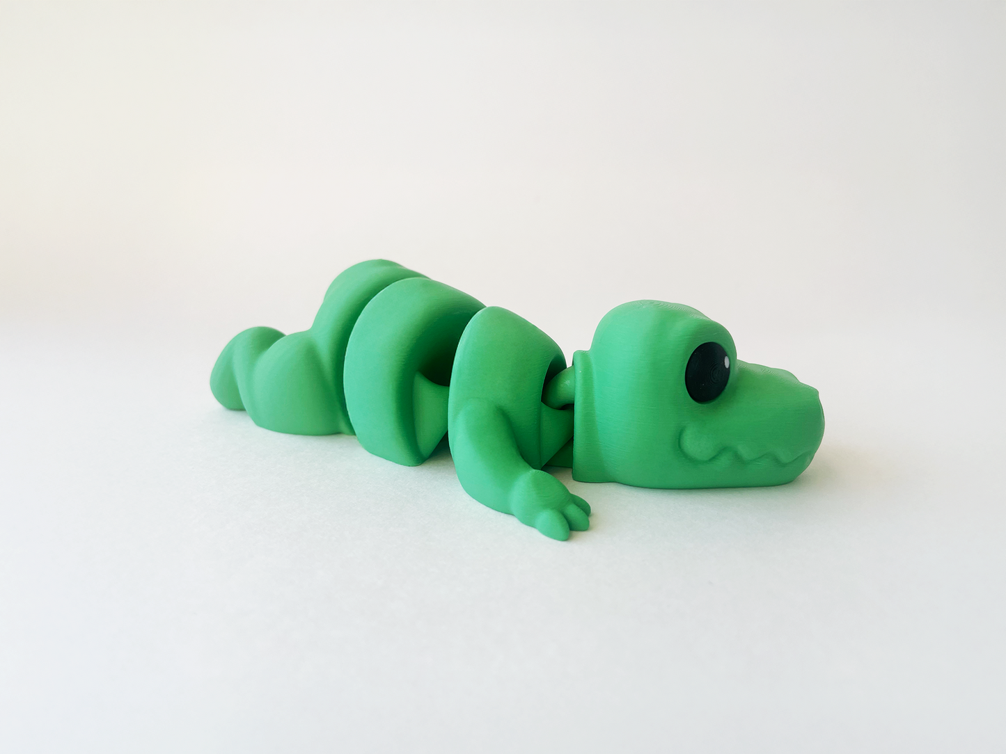 ZOU's Green T-Rex Dino Fidget Toy - Medium High-Quality 3D-Printed Articulated Buddy with Tiki-Taka Noise for Indoor and Outdoor Play & Stress Relief