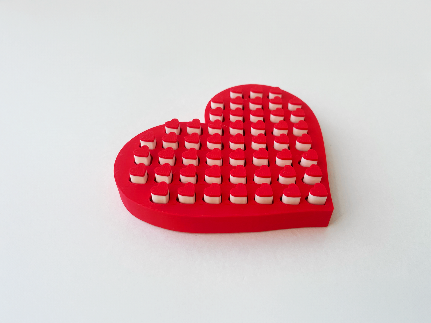 Mom’s Tactile Red Heart Fidget Toy- - High-Quality 3D Printed Heart for Tactile Play