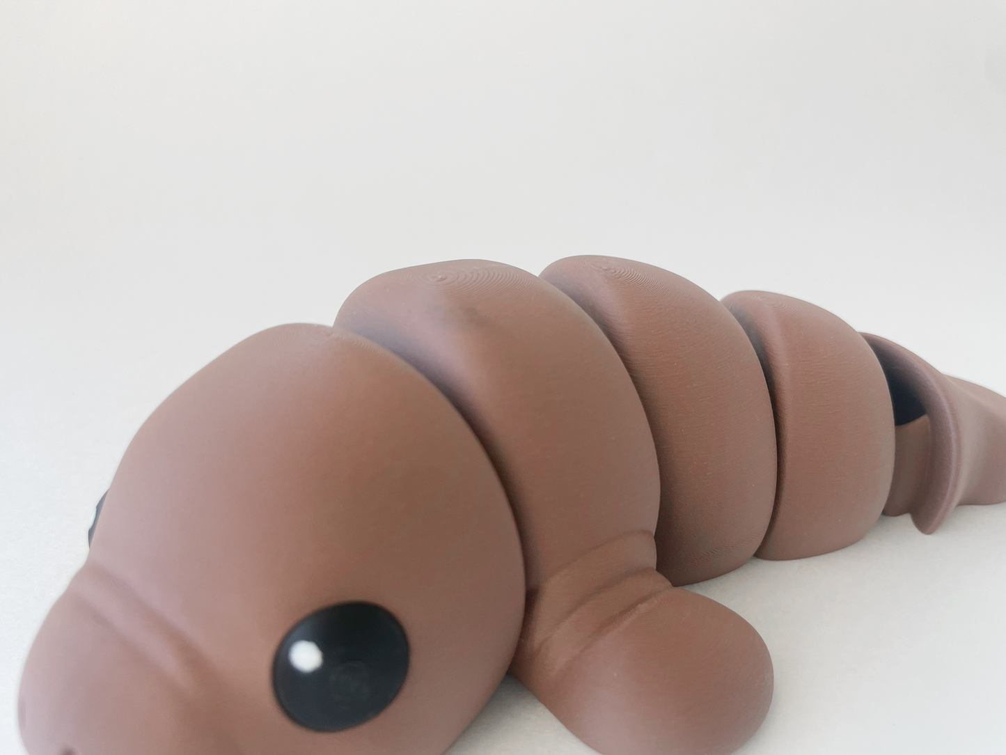 ZOU's Chocolate Manatee Fidget Toy - Medium High-Quality 3D-Printed Articulated Buddy with Tiki-Taka Noise for Indoor and Outdoor Play Stress Relief