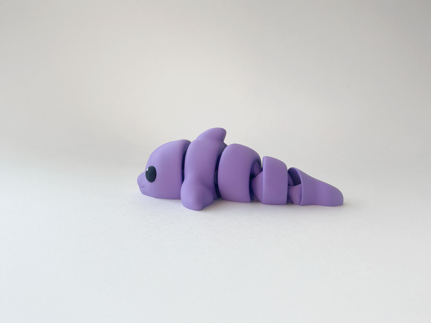 ZOU's Purple Dolphin Fidget Toy - Medium High-Quality 3D-Printed Articulated Buddy with Tiki-Taka Noise for Indoor and Outdoor Play & Stress Relief