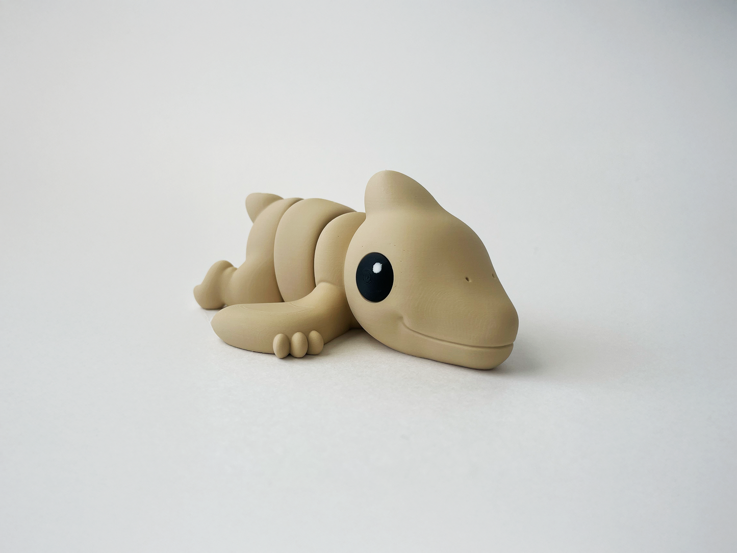 Zou's Solid Beige Pterodactyl Fidget Toy- - High-Quality 3D Printed Articulated Pterodactyl for Tabletop Tactile Play & Stress Relief