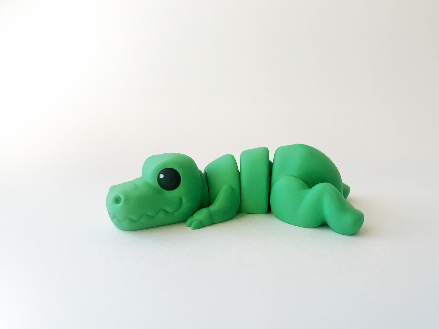 ZOU's Green T-Rex Dino Fidget Toy - Medium High-Quality 3D-Printed Articulated Buddy with Tiki-Taka Noise for Indoor and Outdoor Play & Stress Relief