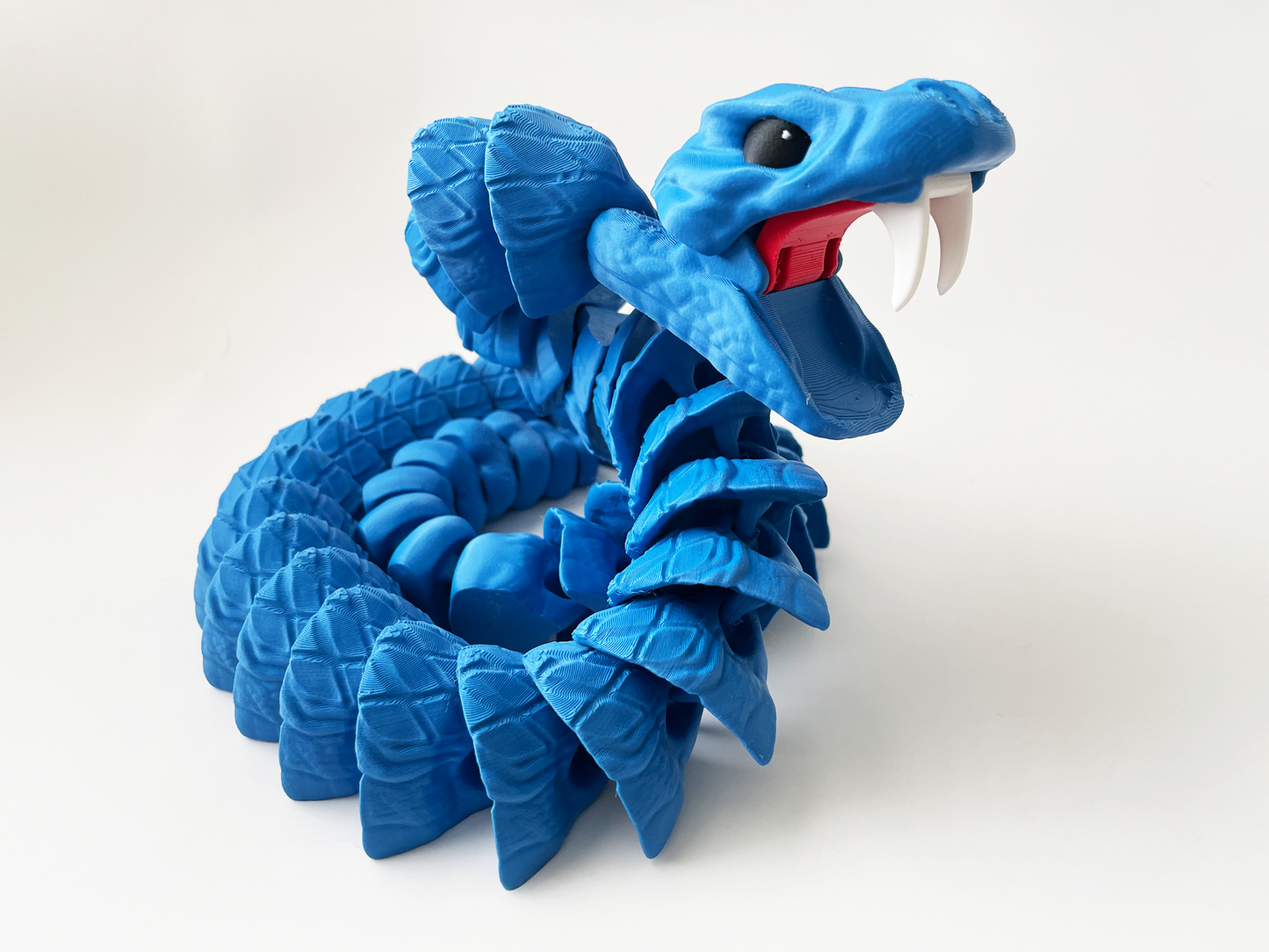 Tom's Big Blue Rattle Snake Massive Fidget Toy - High-Quality 3D-Printed Articulated Snake with Tiki-Taka Noise for Indoor and Outdoor Play