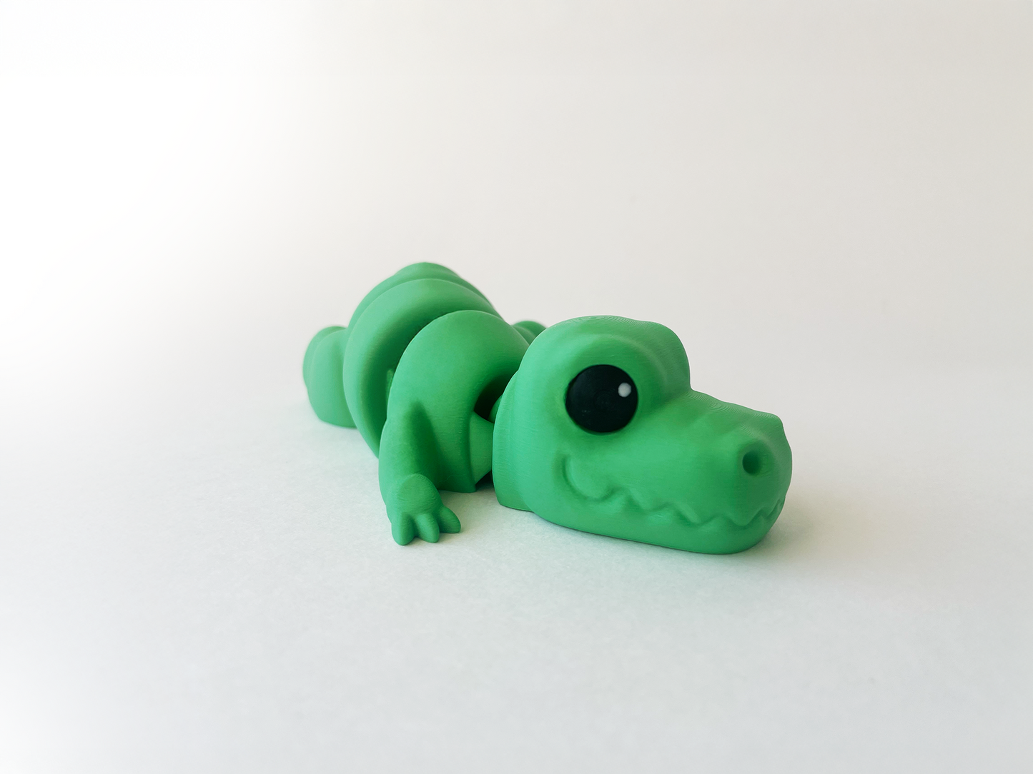 ZOU's Green T-Rex Dino Fidget Toy - Medium High-Quality 3D-Printed Articulated Buddy with Tiki-Taka Noise for Indoor and Outdoor Play & Stress Relief