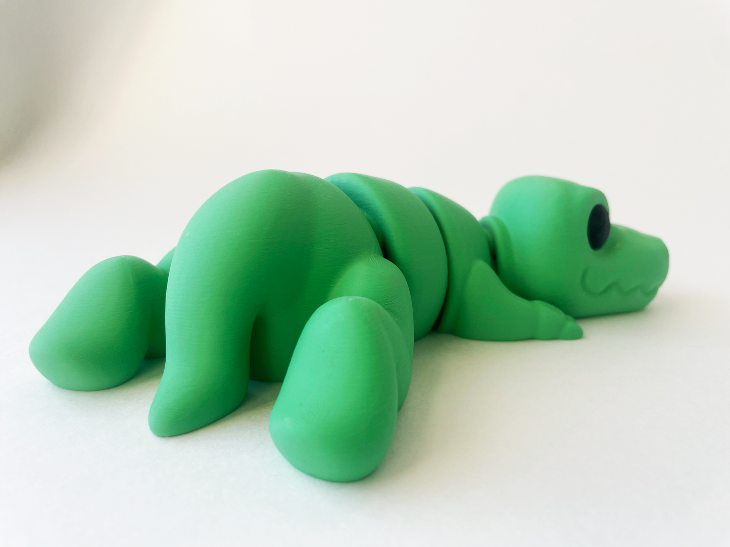 ZOU's Green T-Rex Dino Fidget Toy - Medium High-Quality 3D-Printed Articulated Buddy with Tiki-Taka Noise for Indoor and Outdoor Play & Stress Relief