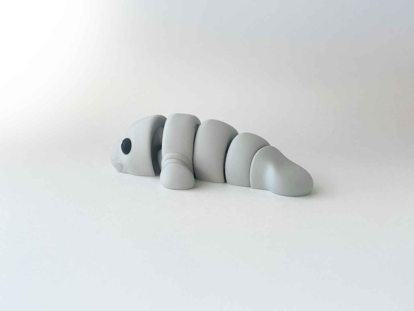 ZOU's Light Grey Manatee Fidget Toy - Medium High-Quality 3D-Printed Articulated Buddy with Tiki-Taka Noise for Indoor and Outdoor Play Stress Relief