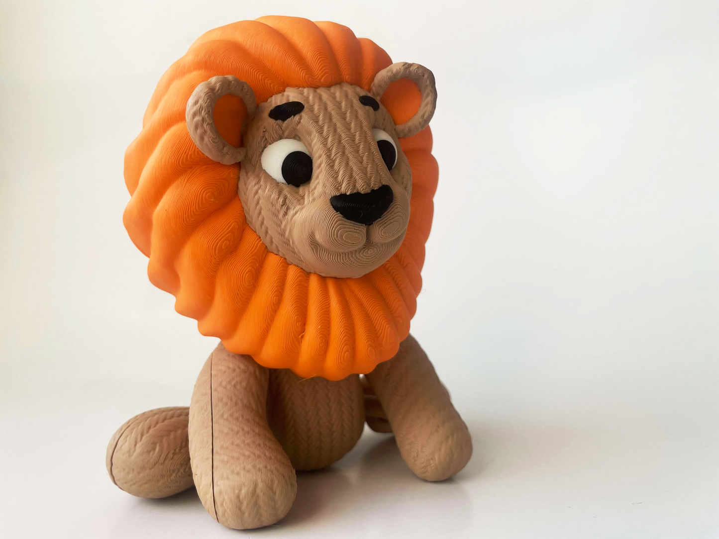 Tom's Mighty Lion Fidget Toy - High-Quality 3D-Printed Articulated Lion with Tiki-Taka Noise for Indoor and Outdoor Play & Stress Relief Play