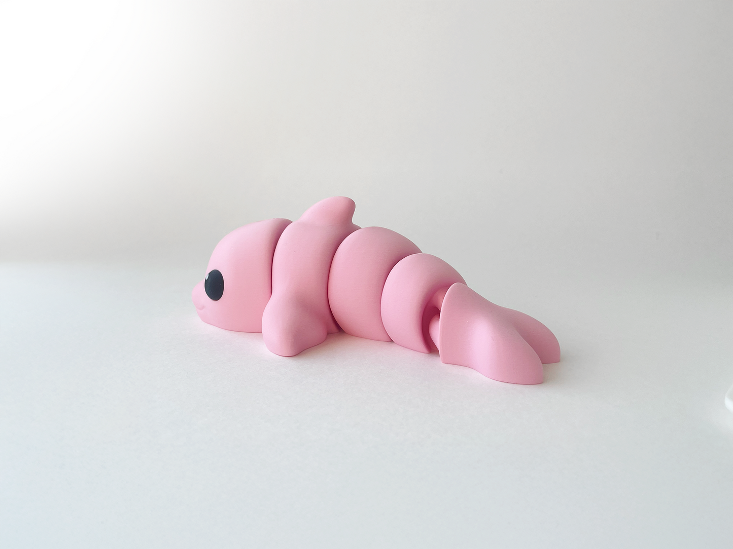 ZOU's Cute Pink Dolphin Fidget Toy - Medium High-Quality 3D-Printed Articulated Buddy with Tiki-Taka Noise for Indoor and Outdoor Play & Stress Relief
