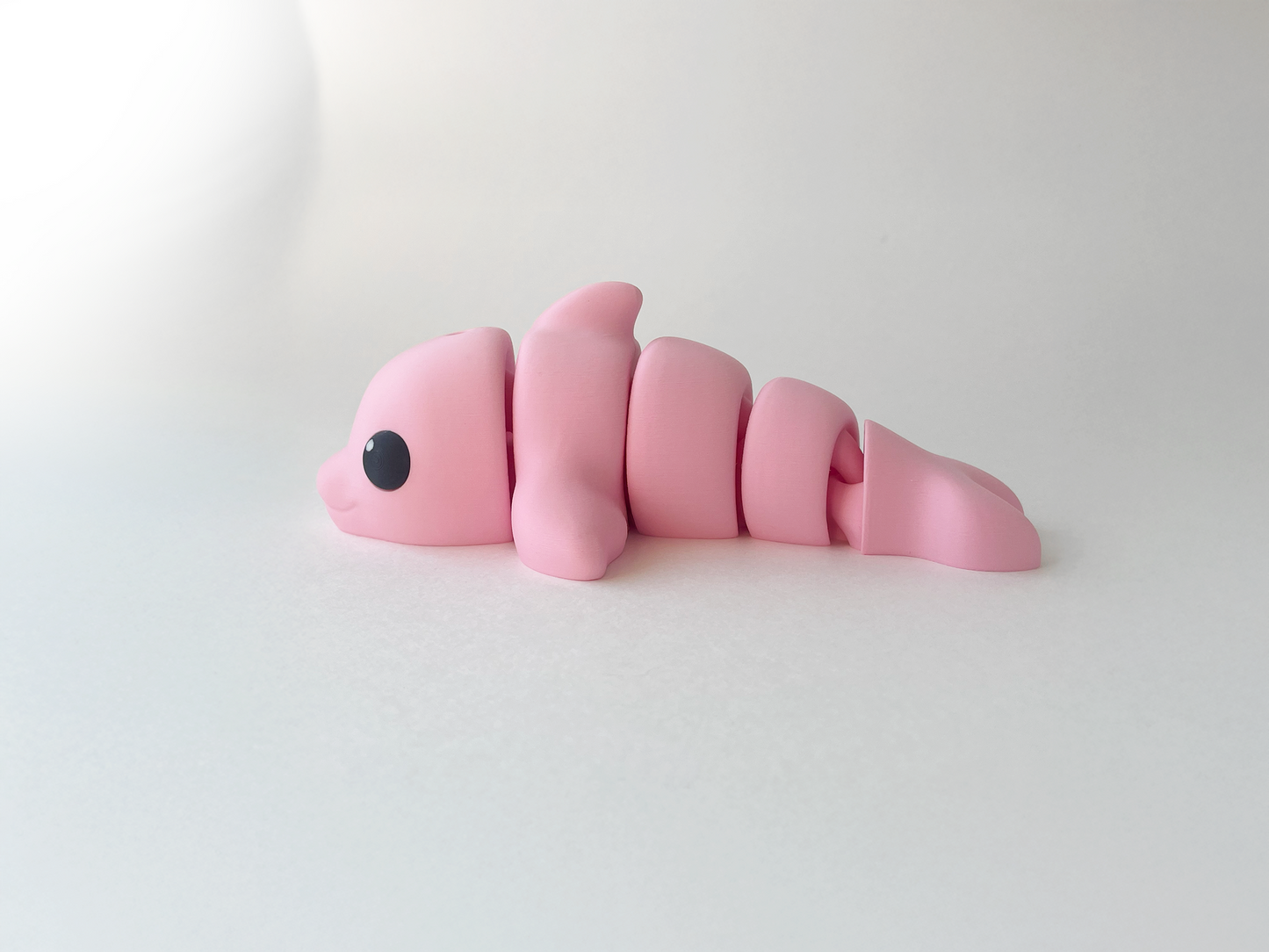 ZOU's Cute Pink Dolphin Fidget Toy - Medium High-Quality 3D-Printed Articulated Buddy with Tiki-Taka Noise for Indoor and Outdoor Play & Stress Relief
