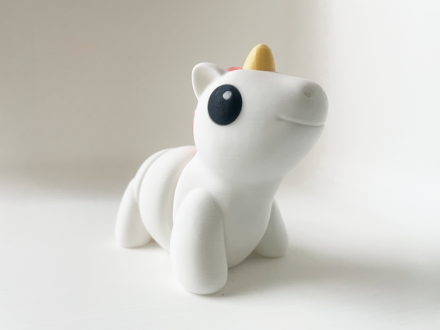 ZOU's Baby White Unicorn Fidget Toy - High-Quality 3D-Printed Articulated Unicorn with Tiki-Taka Noise for Indoor and Outdoor Play & Stress Relief