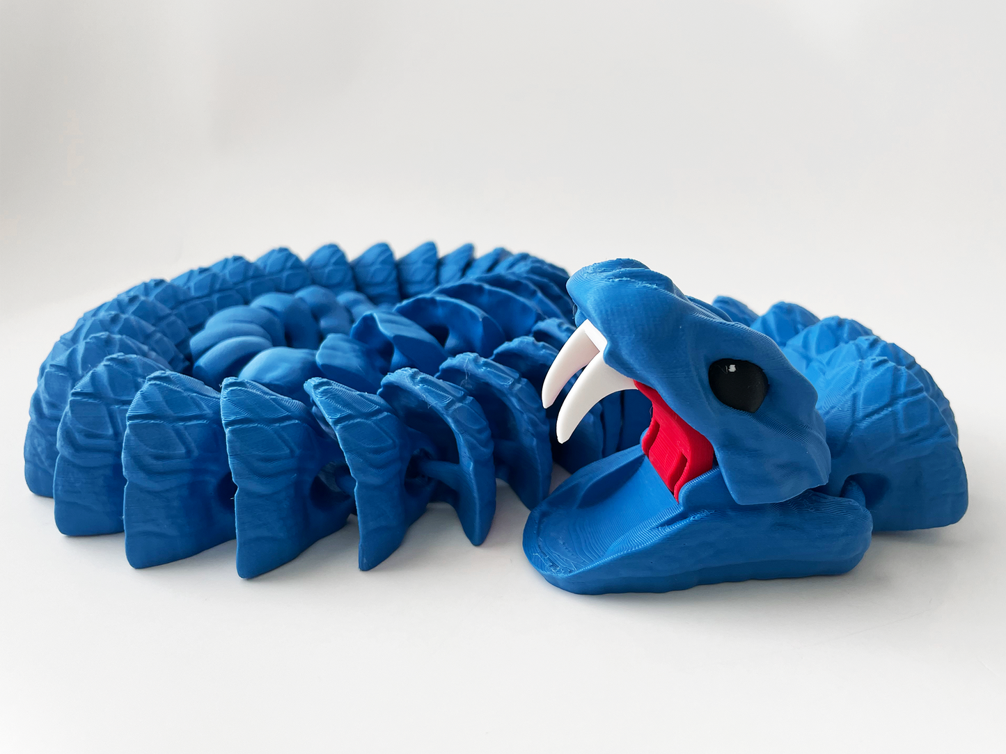 Tom's Big Blue Rattle Snake Massive Fidget Toy - High-Quality 3D-Printed Articulated Snake with Tiki-Taka Noise for Indoor and Outdoor Play