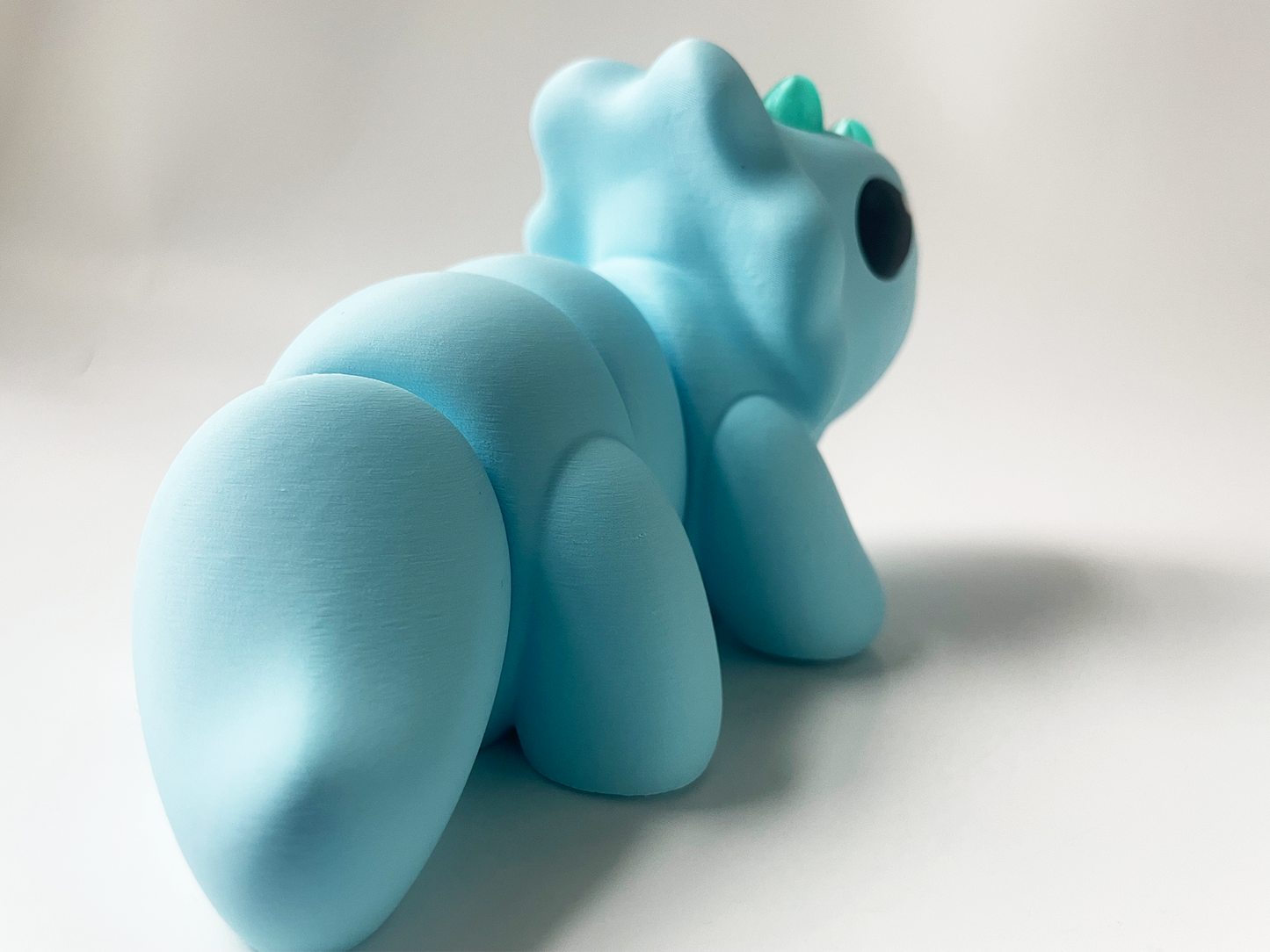 ZOU's BIG Blue Triceratops Dino Fidget Toy - High-Quality 3D Printed Articulated Dinosaur for Indoor & Outdoor Stress Relief Play