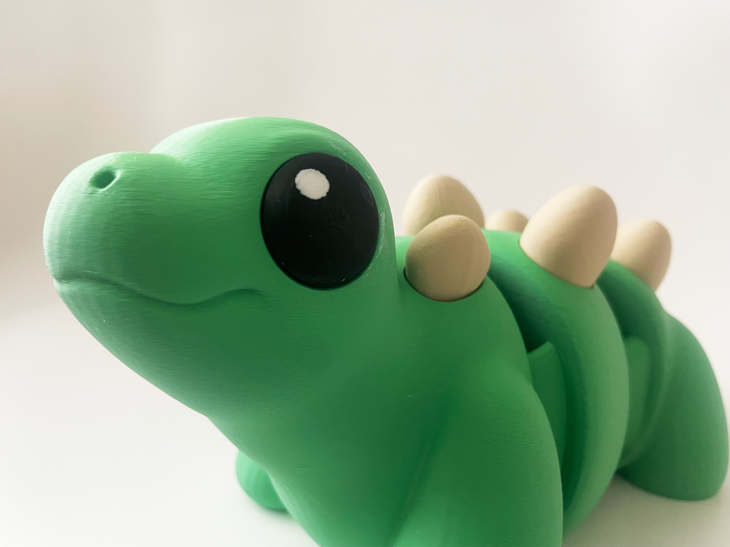 ZOU's BIG Green Stegosaurus Dino Fidget Toy - High-Quality 3D Printed Articulated Dinosaur for Indoor & Outdoor & Stress Relief Play
