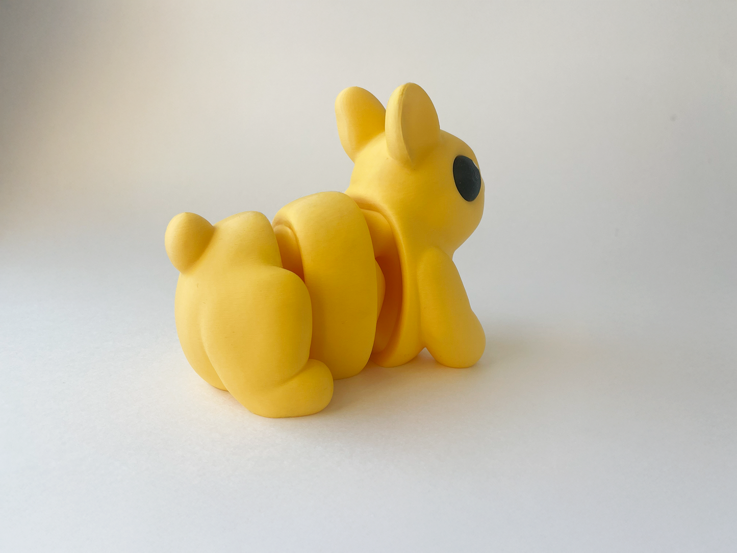 Easter's Yellow Bunny Fidget Toy - Medium High-Quality 3D-Printed Articulated Buddy with Tiki-Taka Noise for Indoor and Outdoor Play & Stress Relief