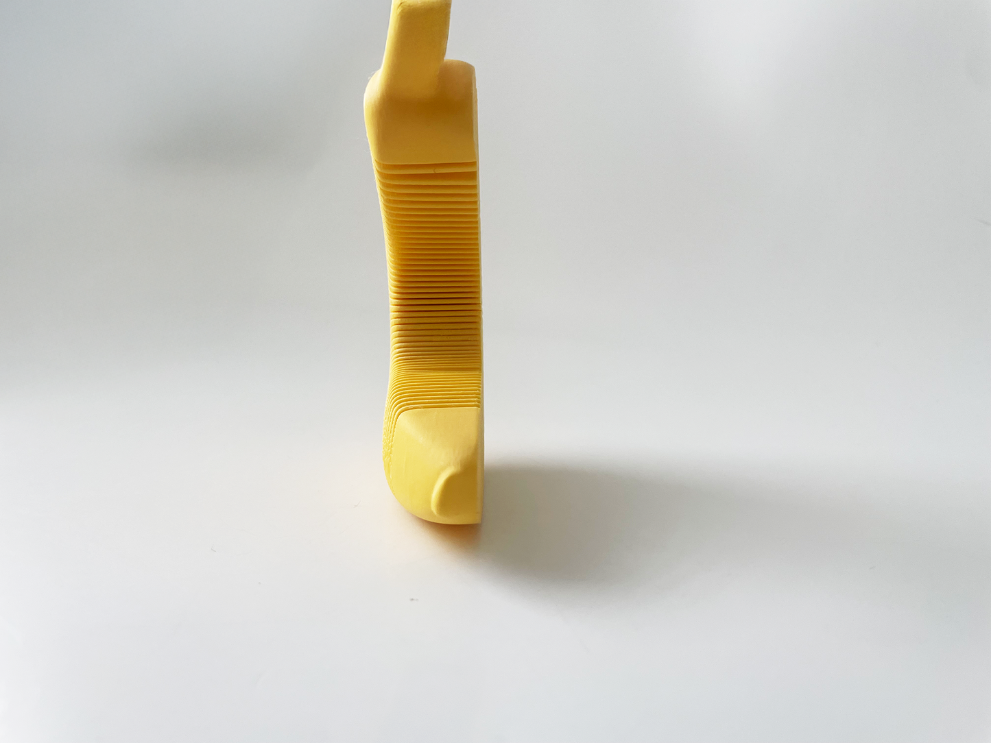 Flexi Banana Fidget Toy High-Quality 3D Printed Articulated Banana Toy for Tabletop Tactile Play