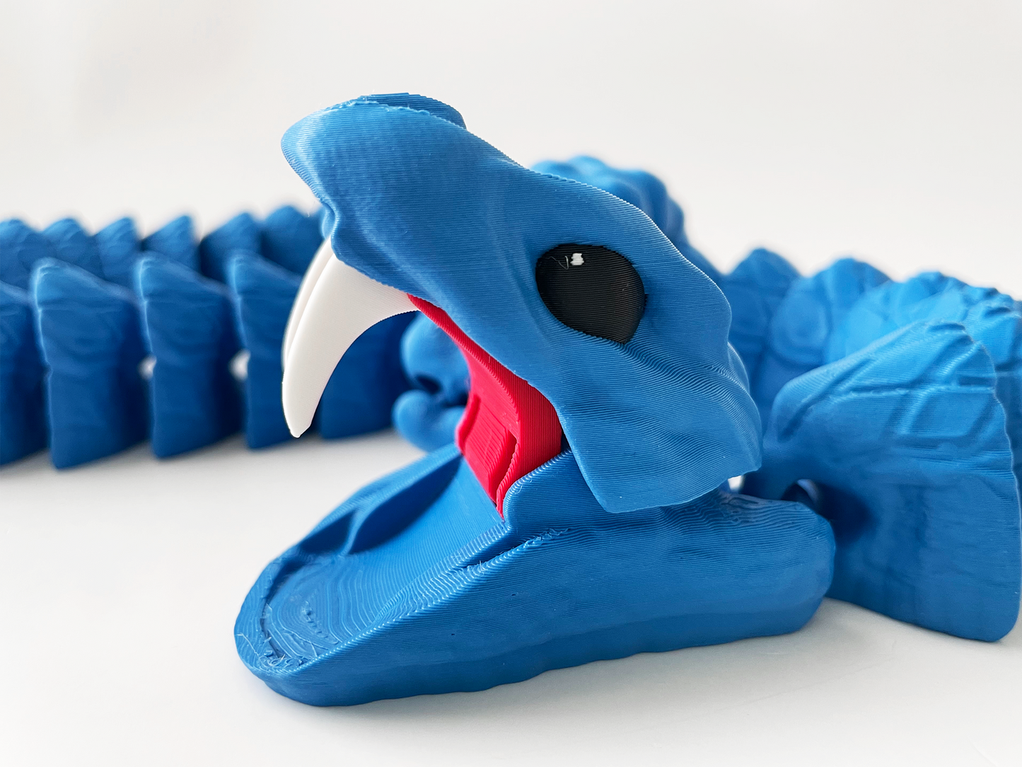 Tom's Big Blue Rattle Snake Massive Fidget Toy - High-Quality 3D-Printed Articulated Snake with Tiki-Taka Noise for Indoor and Outdoor Play