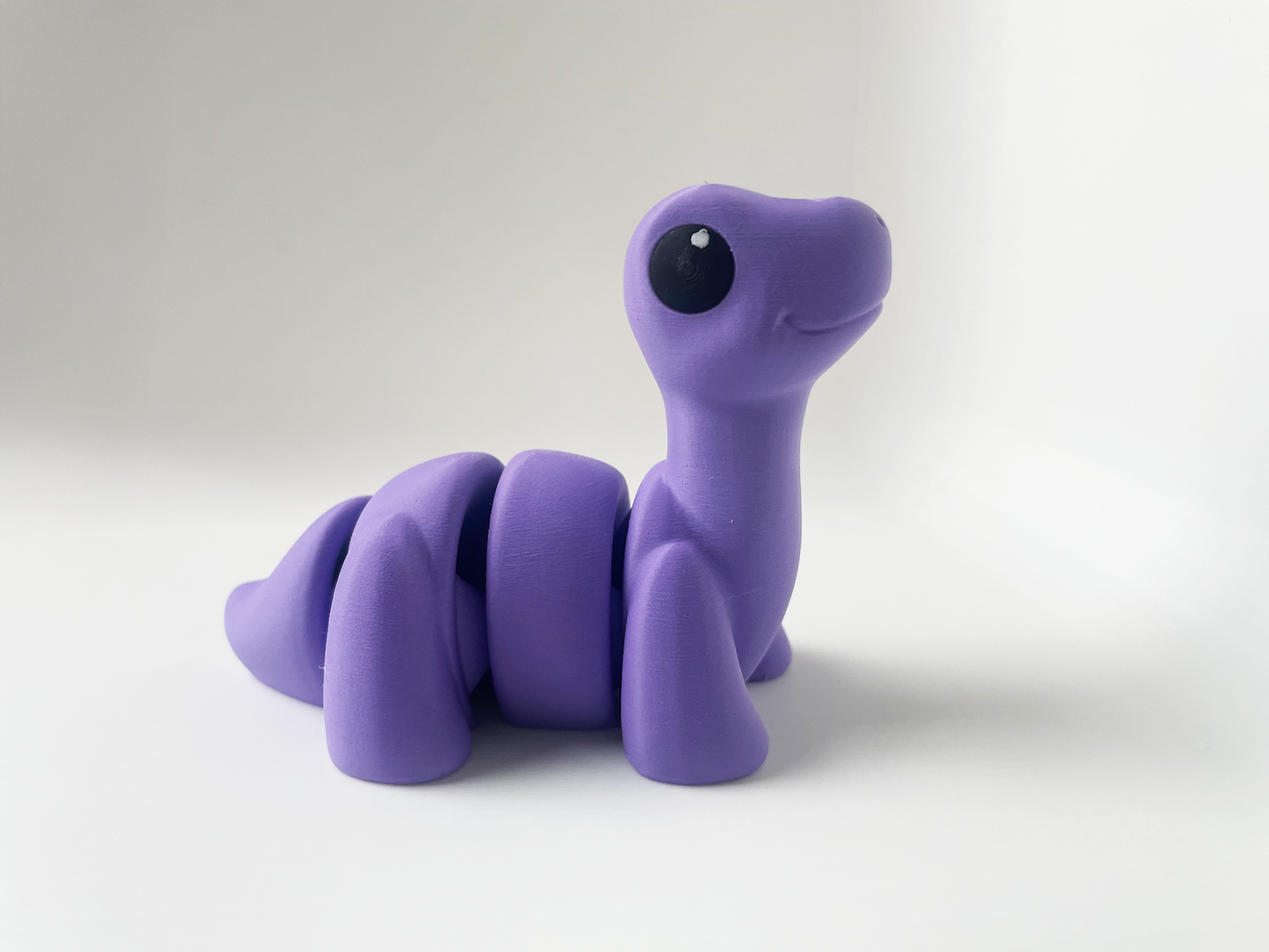 ZOU's Baby Purple Brontosaurus Fidget Toy - High-Quality 3D Printed Articulated Brontosaurus Dinosaur for Indoor & Outdoor Stress Relief Play (Copy)
