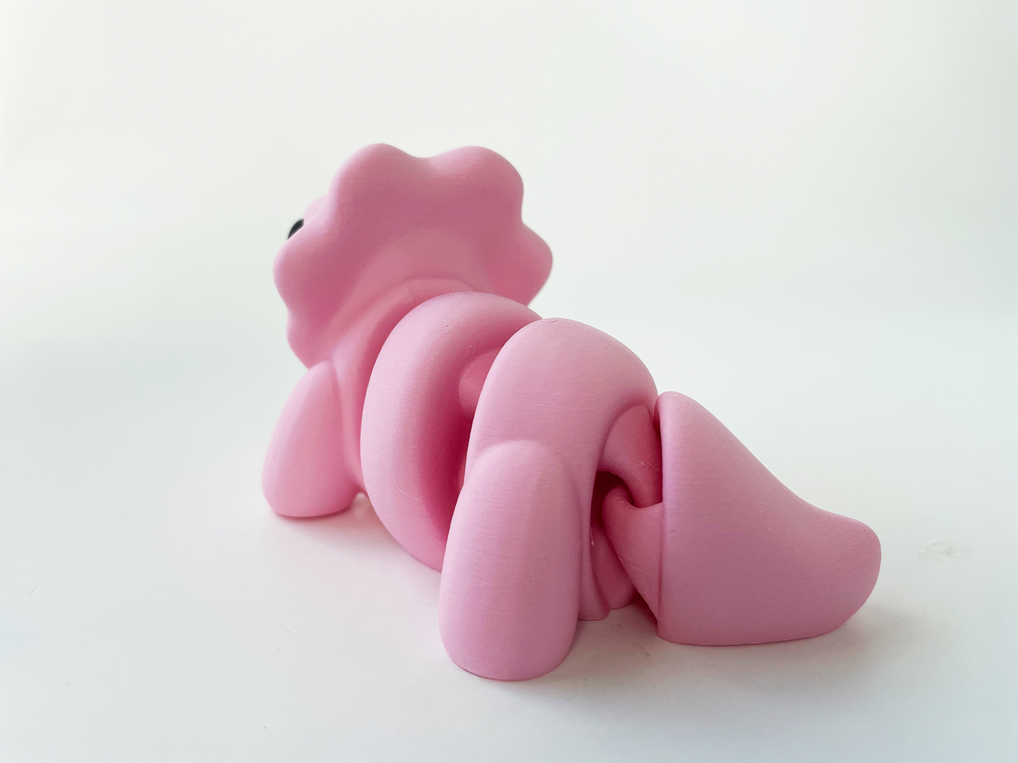 ZOU's Baby Pink Triceratops Dino Fidget Toy - High-Quality 3D Printed Articulated Dinosaur for Indoor & Outdoor & Stress Relief Play