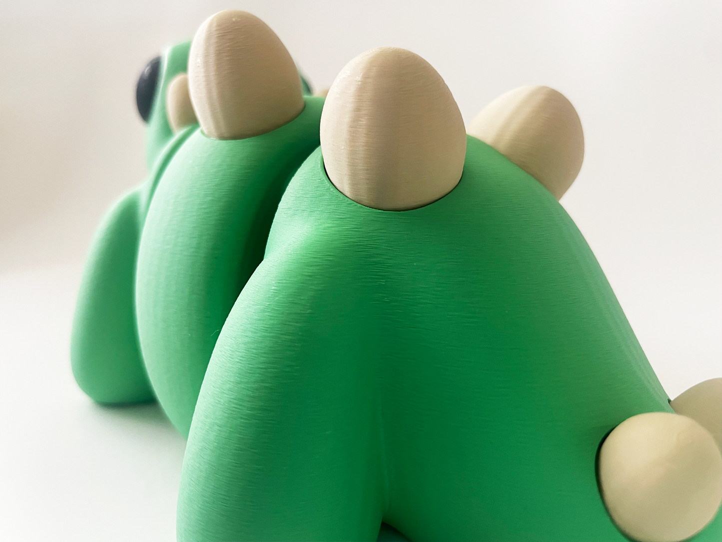 ZOU's BIG Green Stegosaurus Dino Fidget Toy - High-Quality 3D Printed Articulated Dinosaur for Indoor & Outdoor & Stress Relief Play
