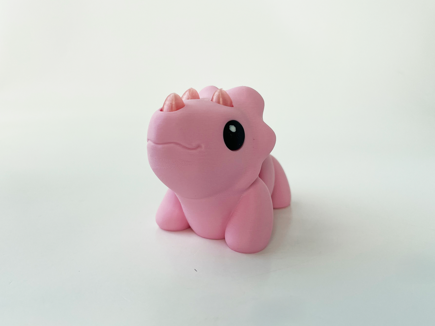 ZOU's Baby Pink Triceratops Dino Fidget Toy - High-Quality 3D Printed Articulated Dinosaur for Indoor & Outdoor & Stress Relief Play