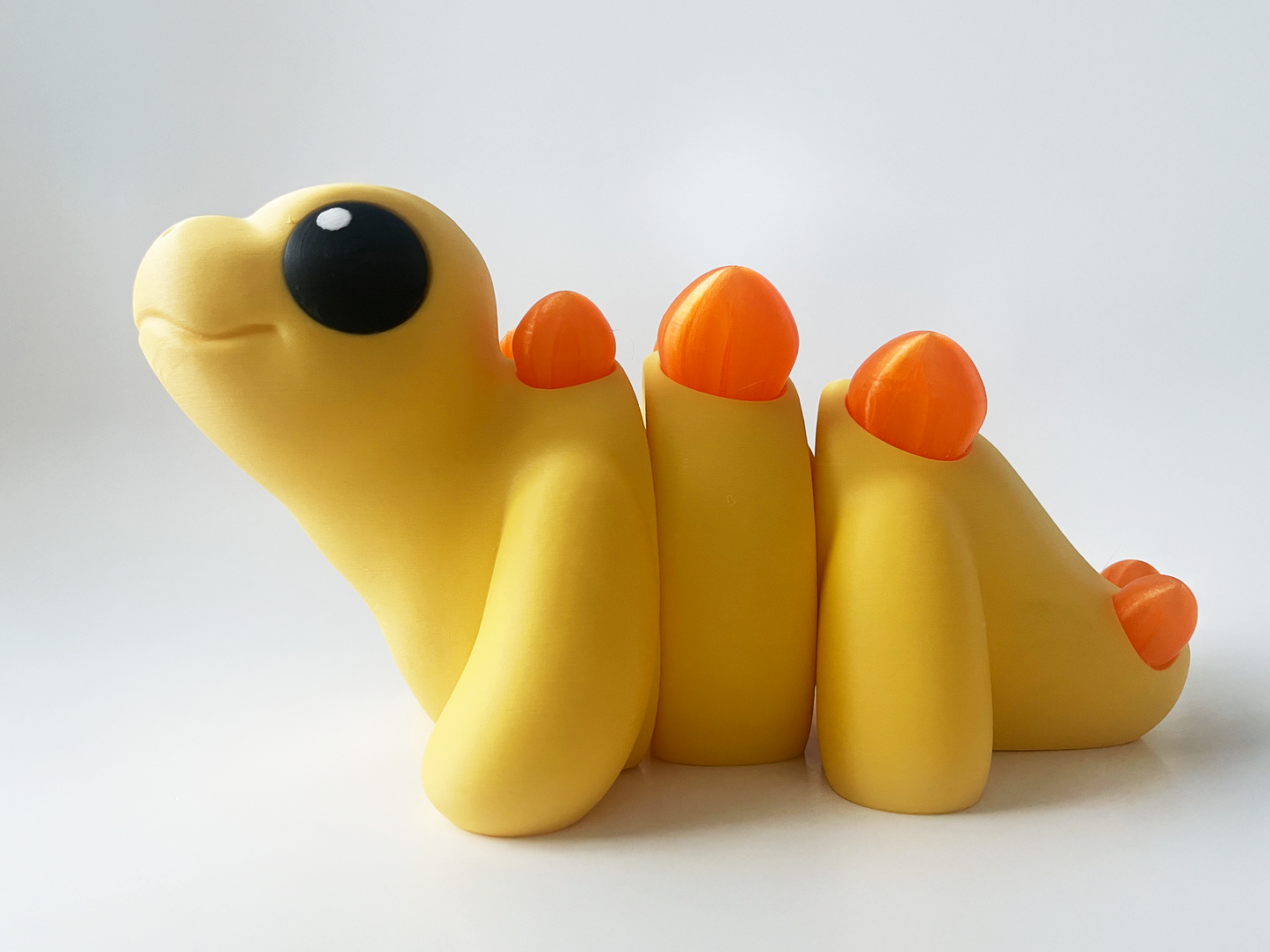 ZOU's BIG Yellow Stegosaurus Dino Fidget Toy - High-Quality 3D Printed Articulated Dinosaur for Indoor & Outdoor & Stress Relief Play