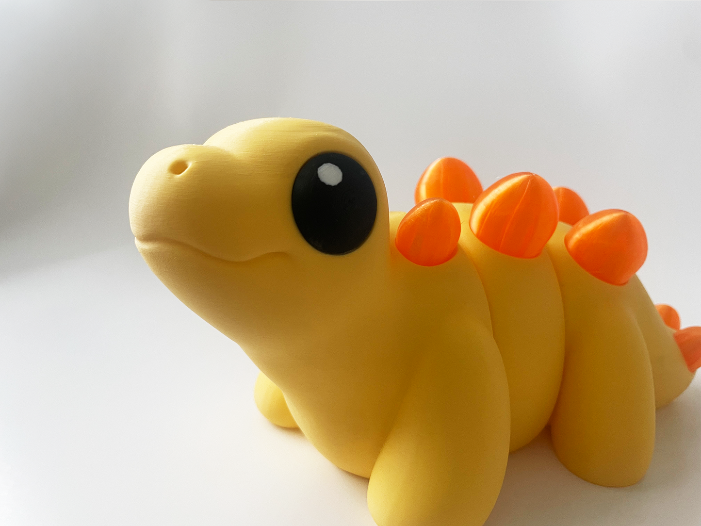 ZOU's BIG Yellow Stegosaurus Dino Fidget Toy - High-Quality 3D Printed Articulated Dinosaur for Indoor & Outdoor & Stress Relief Play