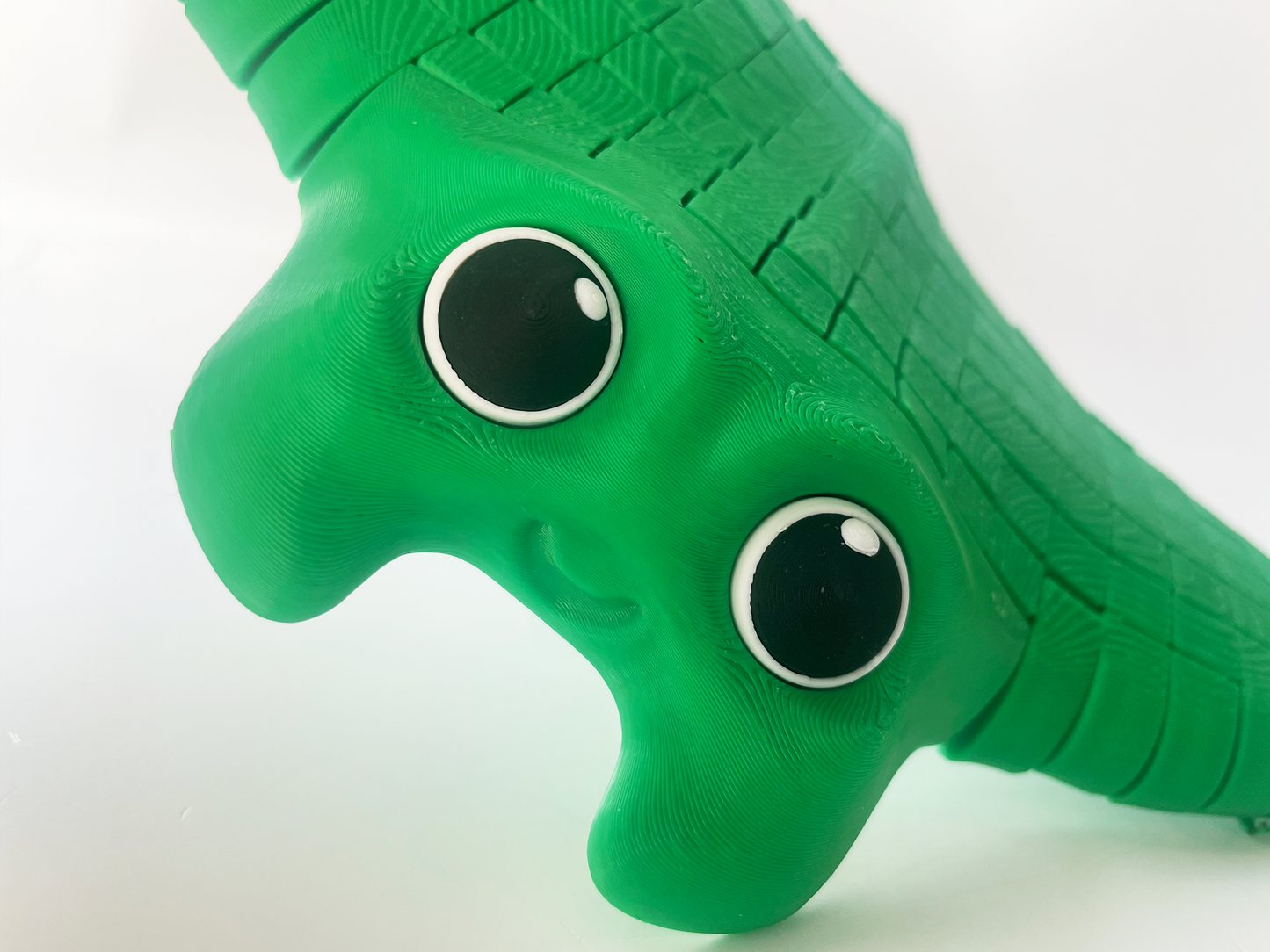 Tom's Big Green Manta Ray Fidget Toy - High-Quality 3D-Printed Articulated Manta Ray with Tiki-Taka Noise for Indoor and Outdoor Play Stress Relief