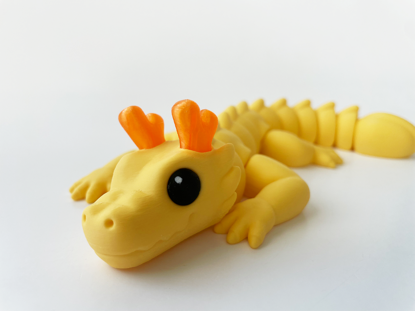 Zou's Yellow Dragon Fidget Toy- - Medium High-Quality 3D Printed Articulated Dragon for Tabletop Tactile Play & Stress Relief