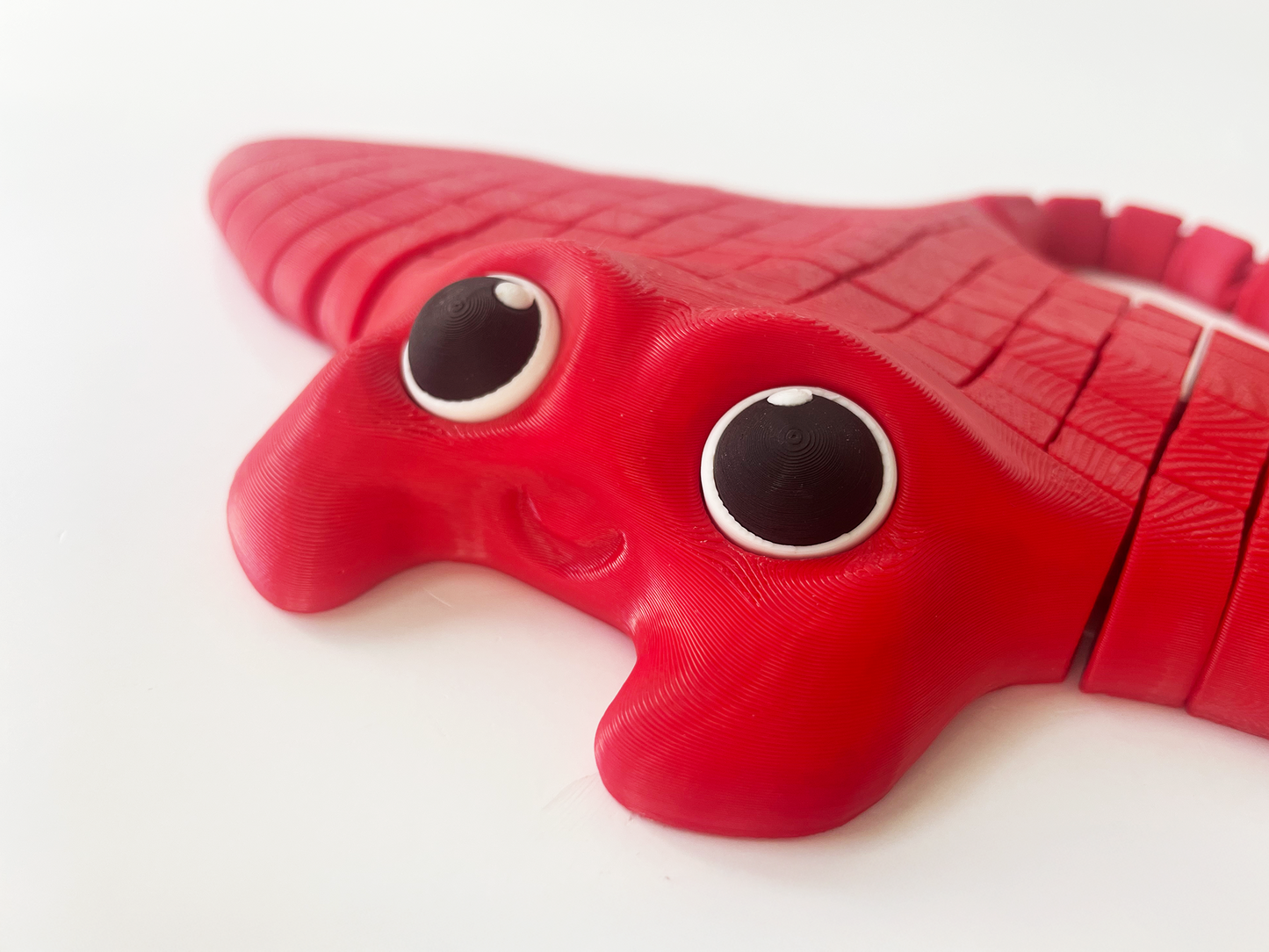 Tom's Big Red Manta Ray Fidget Toy - High-Quality 3D-Printed Articulated Manta Ray with Tiki-Taka Noise for Indoor and Outdoor Play Stress Relief